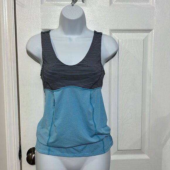 Lululemon Hustle & Bustle Tank size 4 - Picture 8 of 12